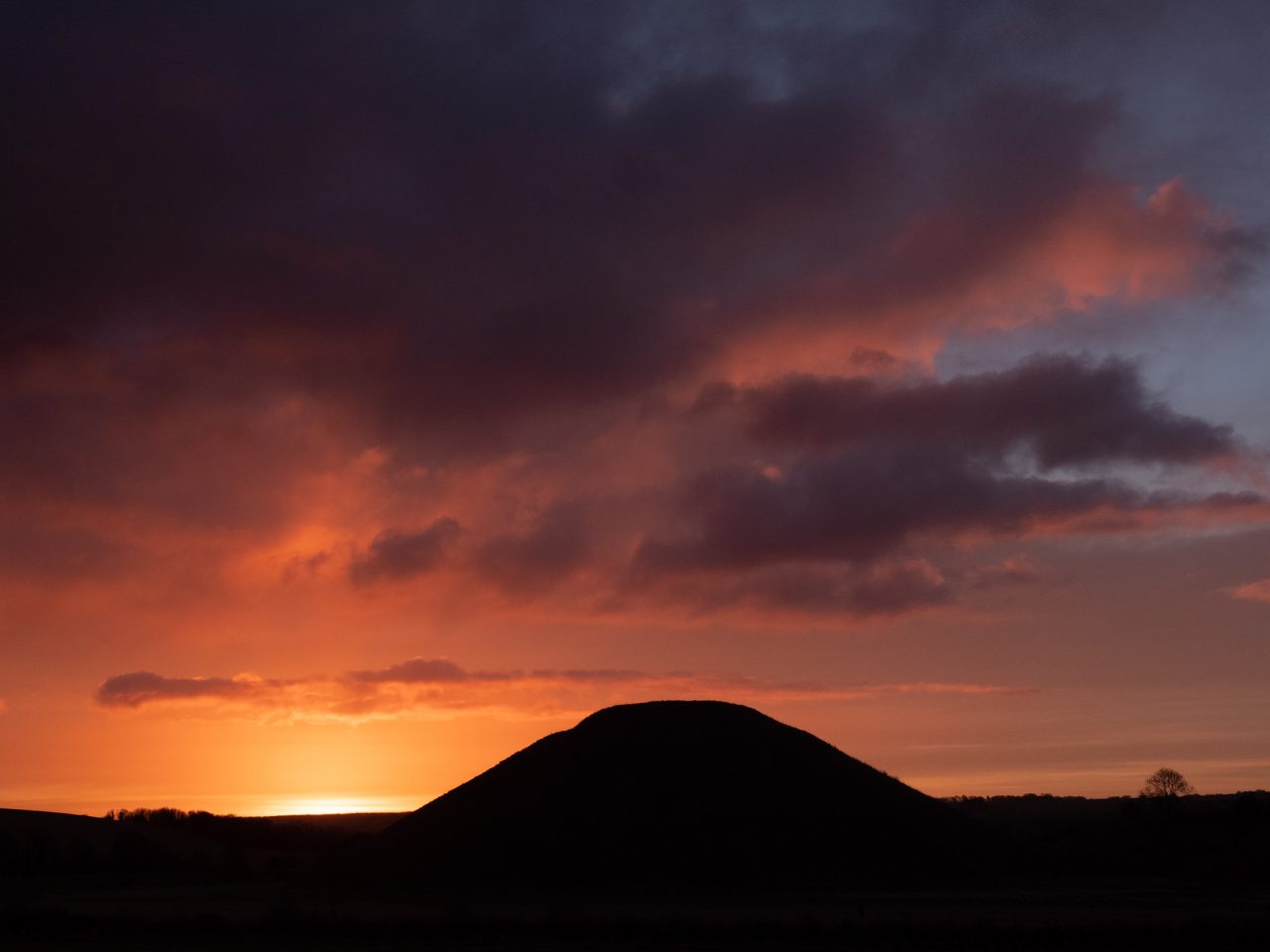 Dawn at Silbury Hill